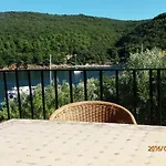 Apartments Valun Apartman