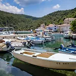 Apartman Apartments Valun