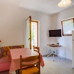 Apartments Valun Apartman *