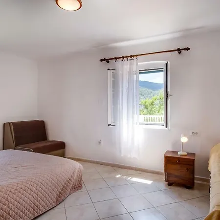 Apartments Valun