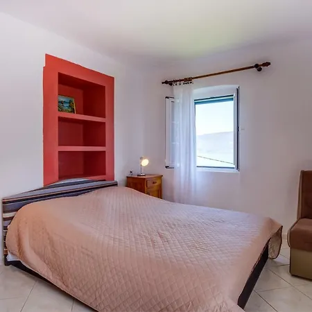 Apartments Valun Apartament Valun