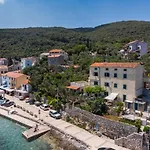 Appartamento Apartments Valun Valun