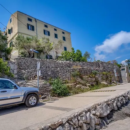 Apartments Valun Appartamento Valun