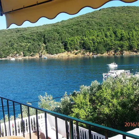 Appartamento Apartments Valun Valun