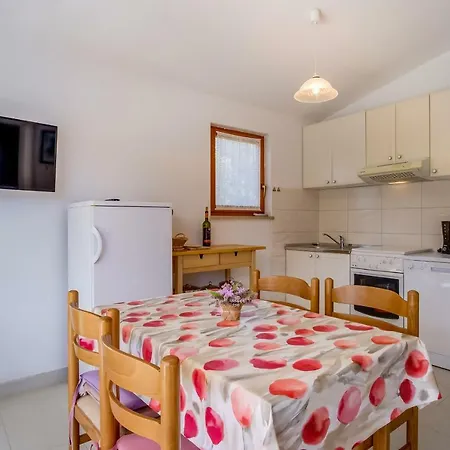 Apartments Valun Appartamento