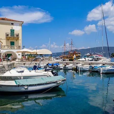 Apartments Valun Appartamento Valun